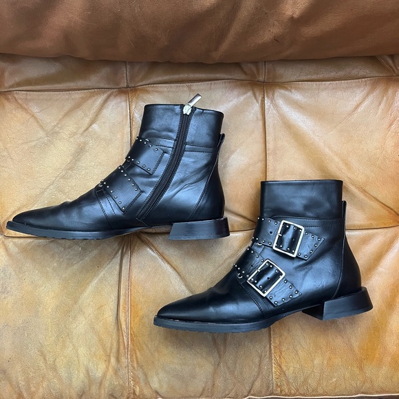 Mattia Capezzani Leather Pointed Toe Stud Ankle Winter Boots Lightly worn - Picture 6 of 10